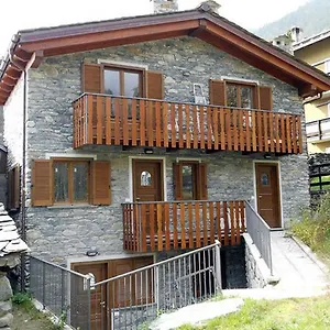 Appartamento Alpini, Chiesa in Valmalenco